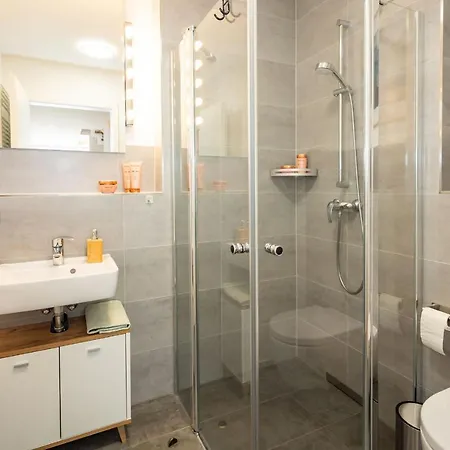 Strandhus Ritzi Апартаменты *